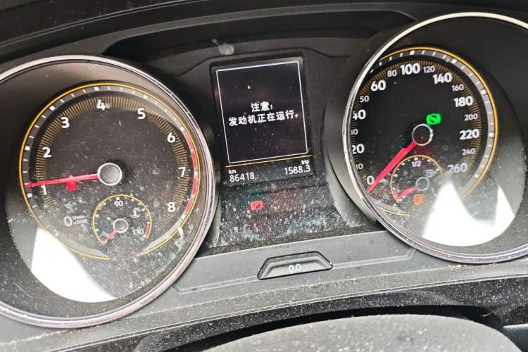 Used Volkswagen Tiguan L 2020 330TSI Automatic Two-Wheel Drive Panoramic Comfort Edition China VI Standard Odometer Close Up
