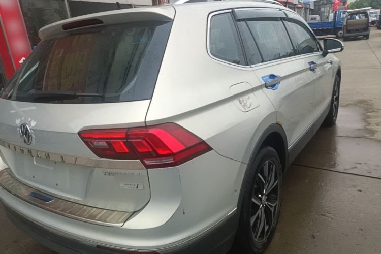 Used Volkswagen Tiguan L 2020 330TSI Automatic Two-Wheel Drive Smart Luxury Edition China VI Standard Rear Right 45 Deg