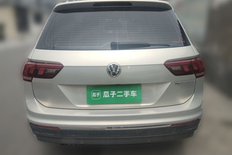 Used Volkswagen Tiguan L 2020 330TSI Automatic Two-Wheel Drive Smart Luxury Edition China VI Standard Rear