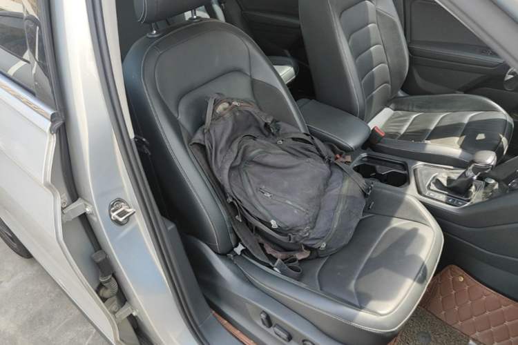 Used Volkswagen Tiguan L 2020 330TSI Automatic Two-Wheel Drive Smart Luxury Edition China VI Standard Right Front Seat