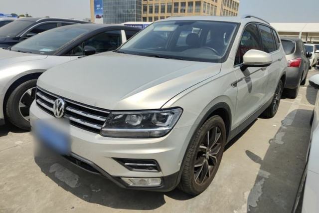 Used Volkswagen Tiguan L 2020 330TSI Automatic Two-Wheel Drive Smart Luxury Edition China VI Standard