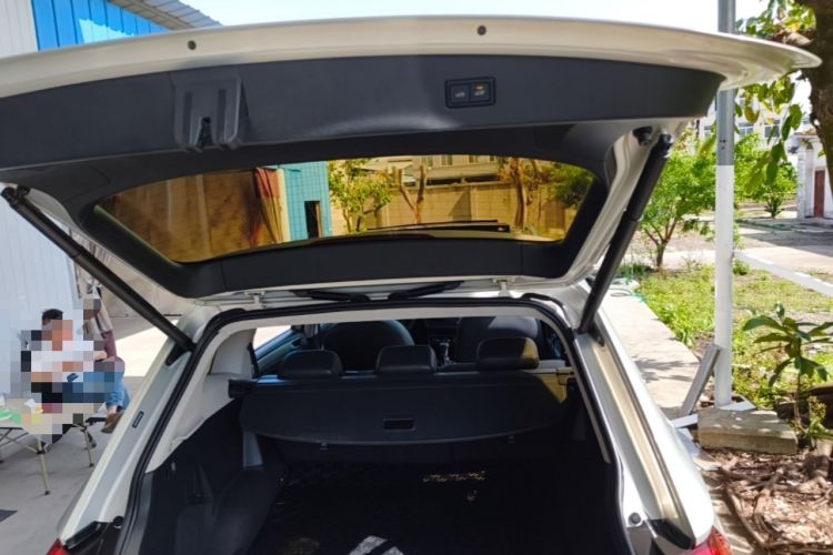 Used Volkswagen Tiguan L 2020 330TSI Automatic Two-Wheel Drive Smart Luxury Edition China VI Standard Trunk