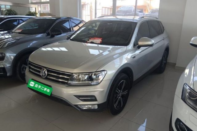 Ojetý Volkswagen Tiguan L 2020 330TSI Automatic Two-Wheel Drive Panoramic Comfort Edition China VI Standard
