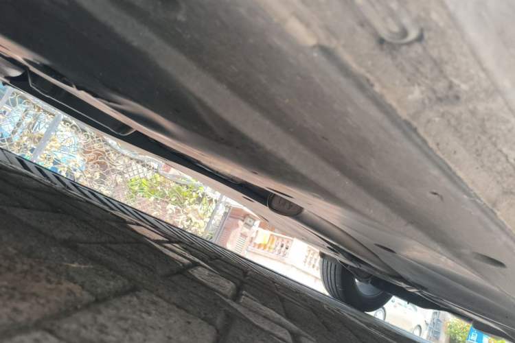 Used Volkswagen Tiguan L 2020 330TSI Automatic Two-Wheel Drive R-Line Flagship Version China VI Standard Chassis Front Left