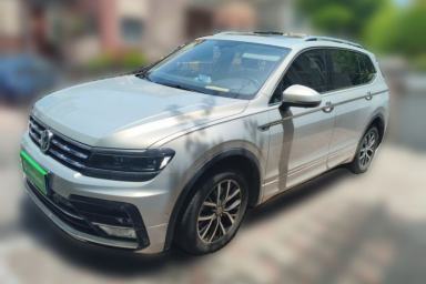 Used Volkswagen Tiguan L 2020 330TSI Automatic Two-Wheel Drive R-Line Flagship Version China VI Standard