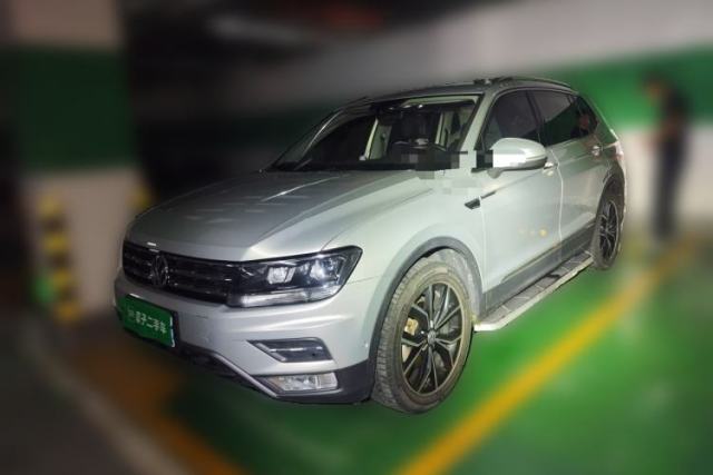 Volkswagen Tiguan L 2020 330TSI Automatic Two-Wheel Drive Smart Luxury Edition China VI Standard с пробегом