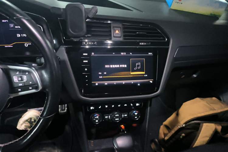 Used Volkswagen Tiguan L 2020 330TSI Automatic Two-Wheel Drive R-Line Flagship Version China VI Standard Audio And AC Panel