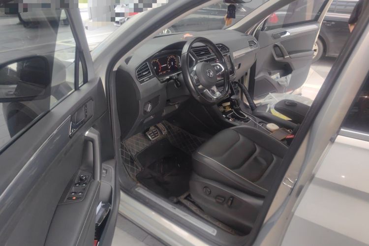 Used Volkswagen Tiguan L 2020 330TSI Automatic Two-Wheel Drive R-Line Flagship Version China VI Standard Driver Seat