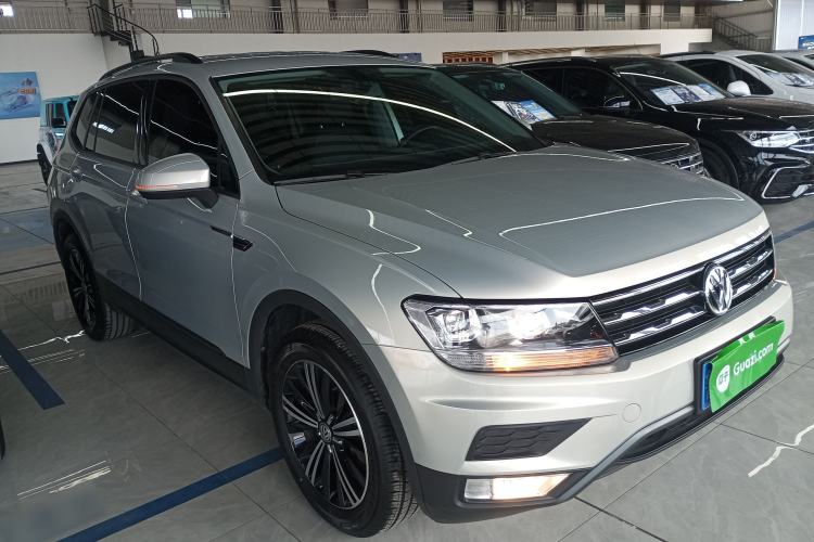 Used Volkswagen Tiguan L 2020 330TSI Automatic Two-Wheel Drive Luxury Edition China VI Standard Exterior 1