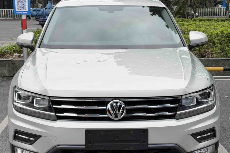 Used Volkswagen Tiguan L 2020 330TSI Automatic Two-Wheel Drive Panoramic Comfort Edition China VI Standard Exterior 1