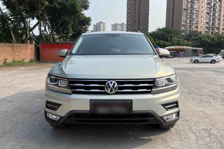 Used Volkswagen Tiguan L 2020 330TSI Automatic Two-Wheel Drive Panoramic Comfort Edition China VI Standard Exterior 1