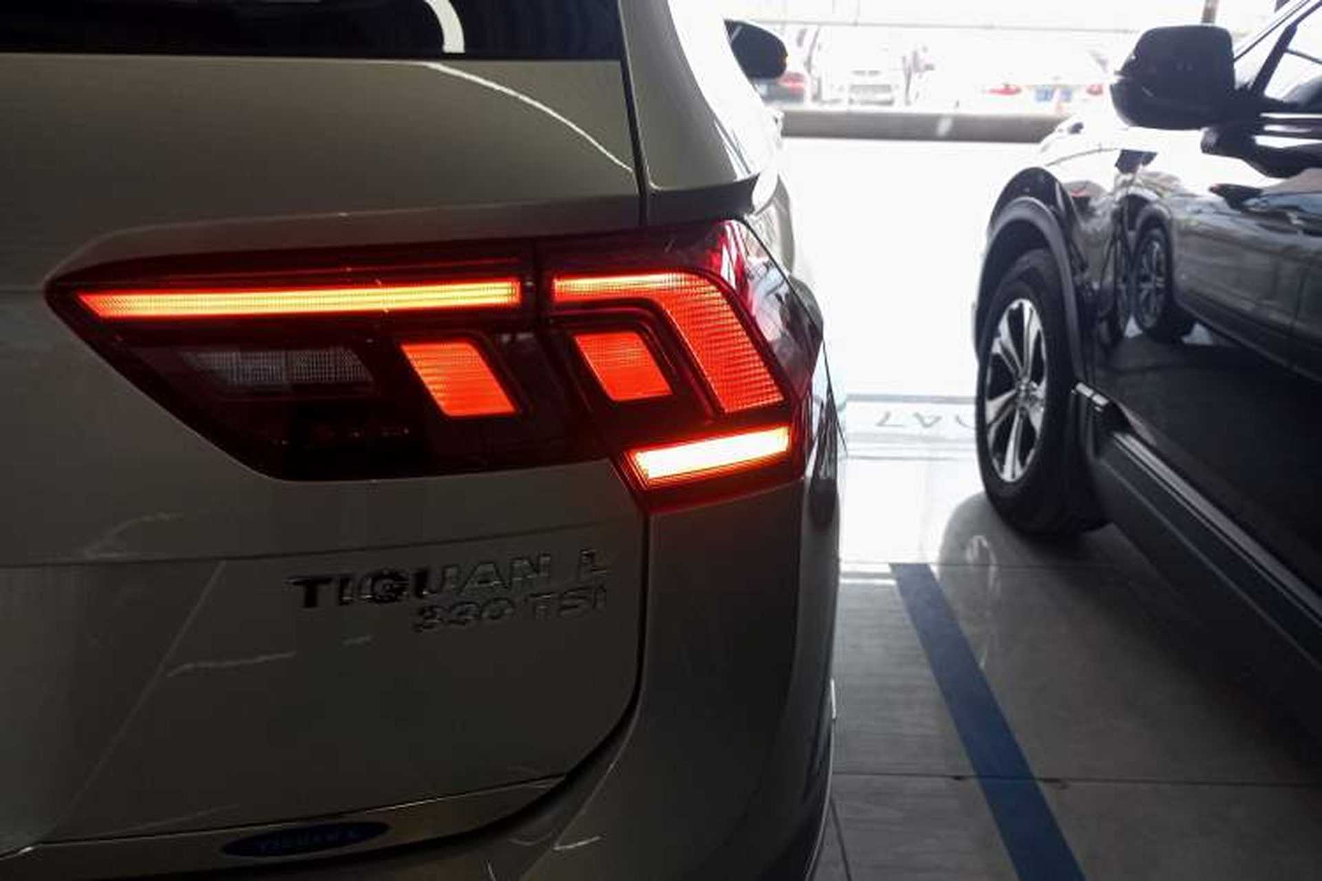 Used Volkswagen Tiguan L 2020 330TSI Automatic Two-Wheel Drive Luxury Edition China VI Standard Exterior 3