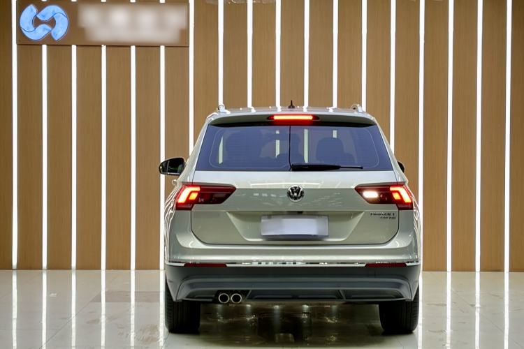 Used Volkswagen Tiguan L 2020 330TSI Automatic Two-Wheel Drive Smart Luxury Edition China VI Standard Exterior 3