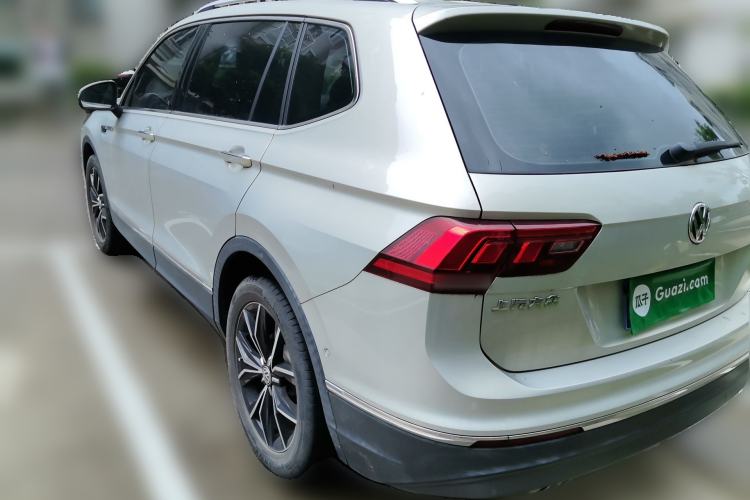 Used Volkswagen Tiguan L 2020 330TSI Automatic Two-Wheel Drive Smart Luxury Edition China VI Standard Exterior 3