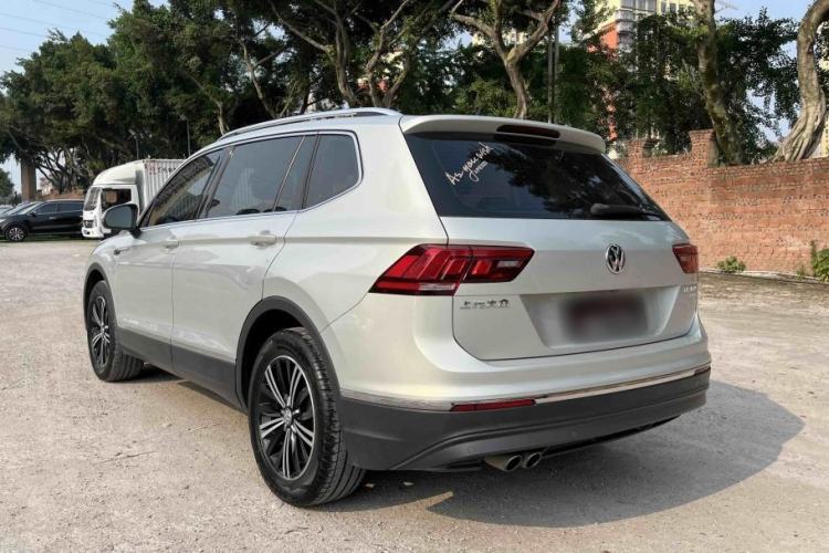 Used Volkswagen Tiguan L 2020 330TSI Automatic Two-Wheel Drive Panoramic Comfort Edition China VI Standard Exterior 3