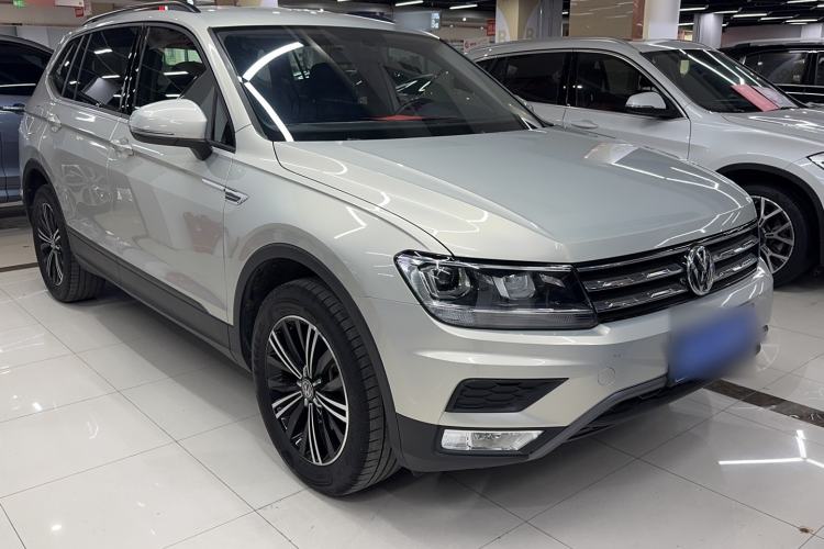 Used Volkswagen Tiguan L 2020 330TSI Automatic Two-Wheel Drive Luxury Edition China VI Standard Exterior 5