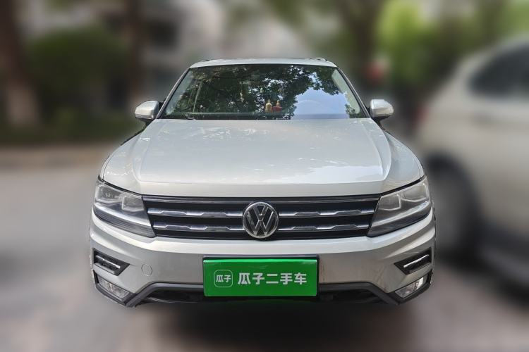 Used Volkswagen Tiguan L 2020 330TSI Automatic Two-Wheel Drive Smart Luxury Edition China VI Standard Front