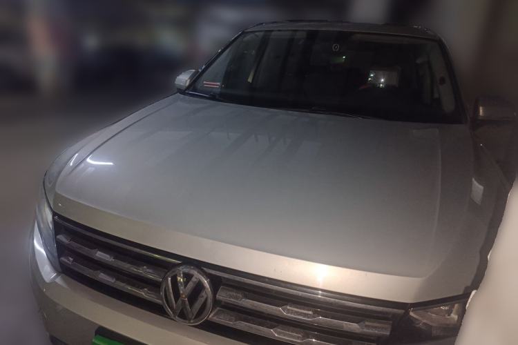 Used Volkswagen Tiguan L 2020 330TSI Automatic Two-Wheel Drive Smart Luxury Edition China VI Standard Guazi used car, China used car export, Used car for sale, Used  cars, Cheapest cars for sale