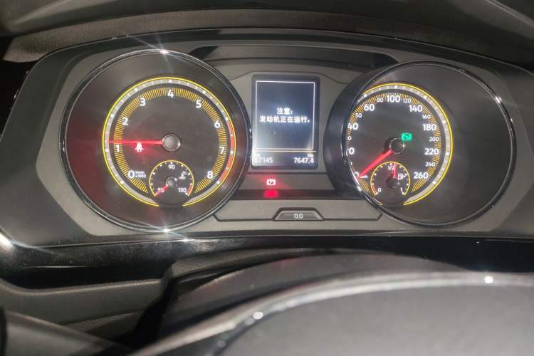 Used Volkswagen Tiguan L 2020 330TSI Automatic Two-Wheel Drive Smart Luxury Edition China VI Standard Instrument Cluster