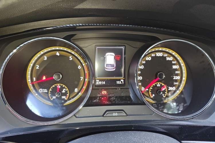 Used Volkswagen Tiguan L 2020 330TSI Automatic Two-Wheel Drive Smart Luxury Edition China VI Standard Instrument Cluster
