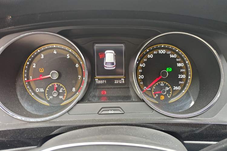 Used Volkswagen Tiguan L 2020 330TSI Automatic Two-Wheel Drive Panoramic Comfort Edition China VI Standard Instrument Cluster