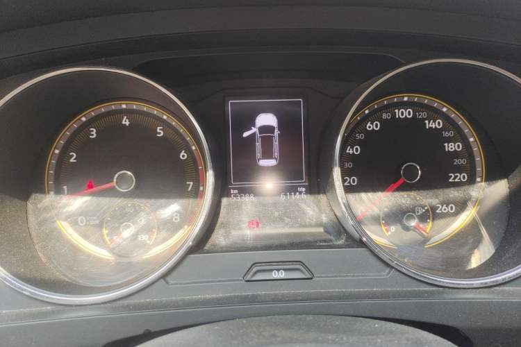 Used Volkswagen Tiguan L 2020 330TSI Automatic Two-Wheel Drive Luxury Edition China VI Standard Instrument Cluster