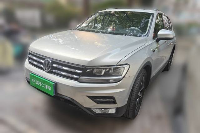 Used Volkswagen Tiguan L 2020 330TSI Automatic Two-Wheel Drive Smart Luxury Edition China VI Standard