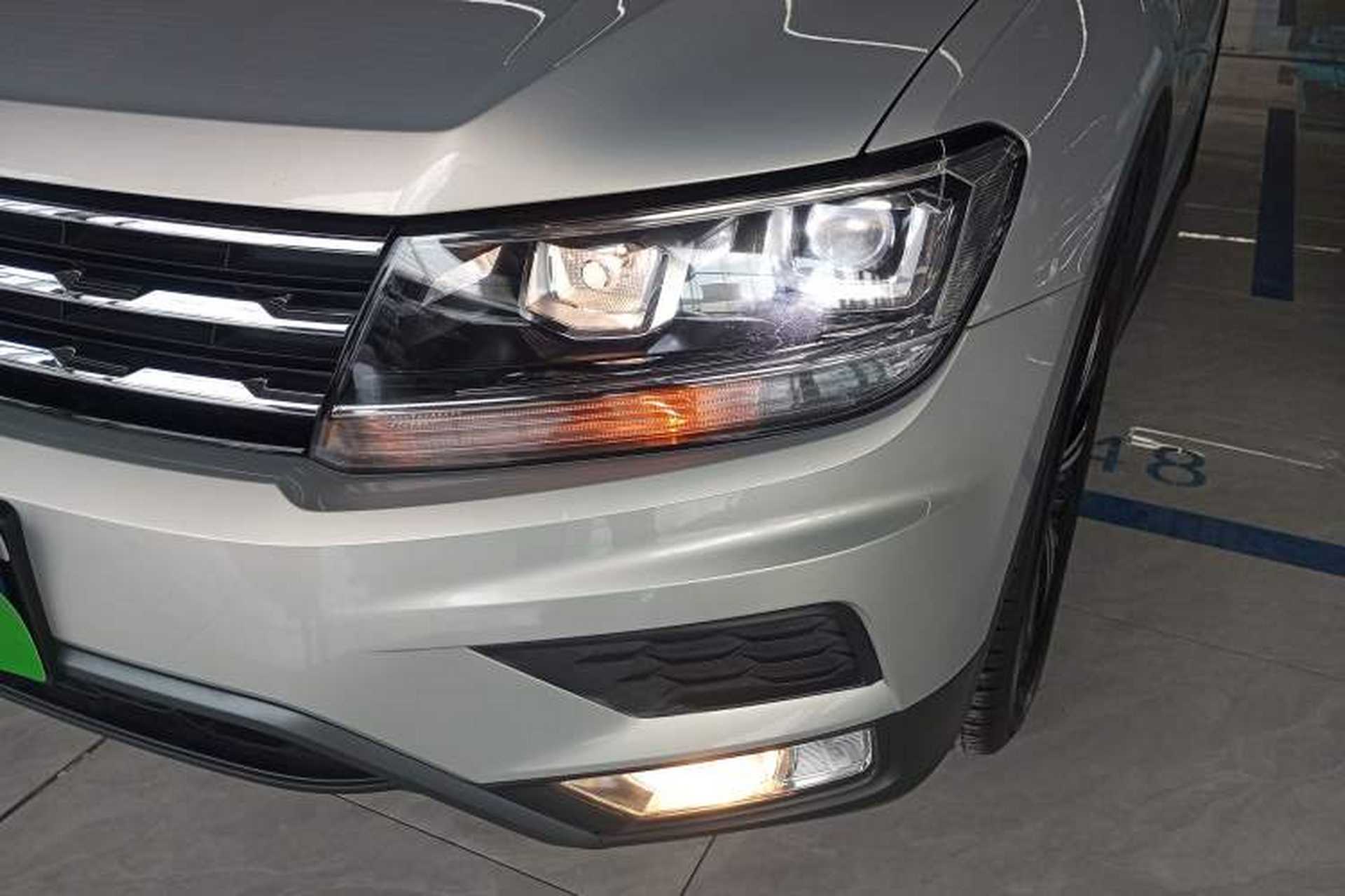 Used Volkswagen Tiguan L 2020 330TSI Automatic Two-Wheel Drive Luxury Edition China VI Standard Left Front Headlight