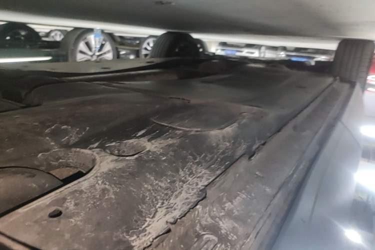Used Volkswagen Tiguan L 2020 330TSI Automatic Two-Wheel Drive Panoramic Comfort Edition China VI Standard Left Side Sill