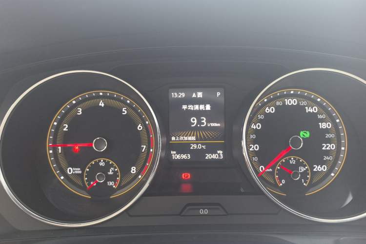 Used Volkswagen Tiguan L 2020 330TSI Automatic Two-Wheel Drive Panoramic Comfort Edition China VI Standard Odometer Close Up