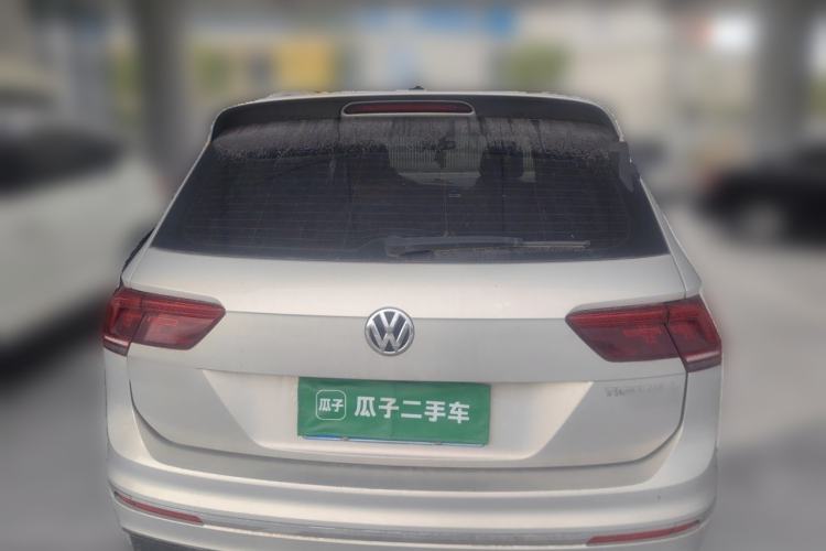 Used Volkswagen Tiguan L 2020 330TSI Automatic Two-Wheel Drive R-Line Flagship Version China VI Standard Rear
