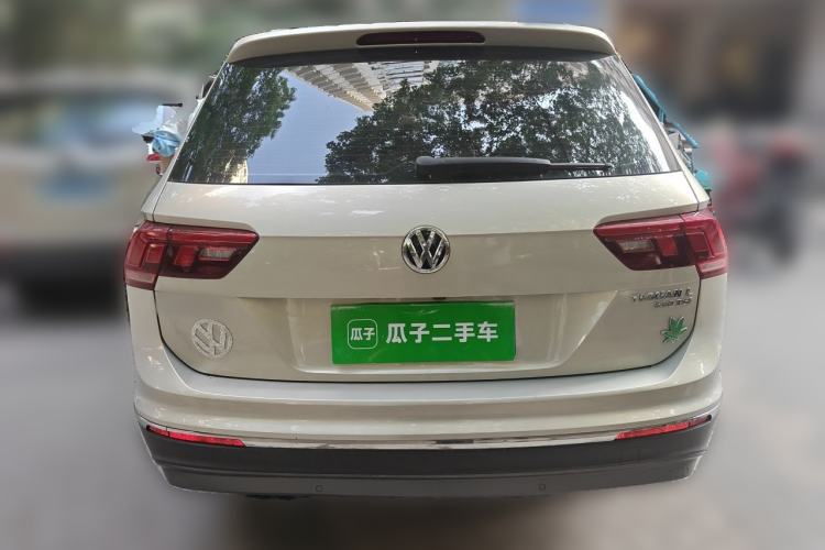 Used Volkswagen Tiguan L 2020 330TSI Automatic Two-Wheel Drive Smart Luxury Edition China VI Standard Rear