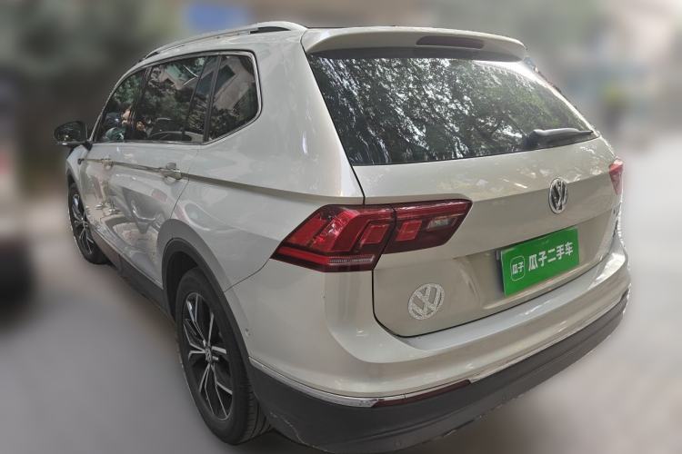 Used Volkswagen Tiguan L 2020 330TSI Automatic Two-Wheel Drive Smart Luxury Edition China VI Standard Rear Left 45 Deg