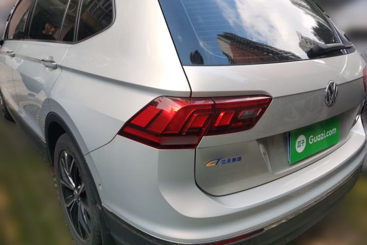 Used Volkswagen Tiguan L 2020 330TSI Automatic Two-Wheel Drive Smart Luxury Edition China VI Standard Rear Left 45 Deg