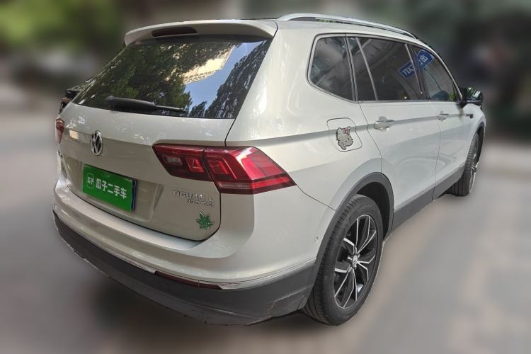 Used Volkswagen Tiguan L 2020 330TSI Automatic Two-Wheel Drive Smart Luxury Edition China VI Standard Rear Right 45 Deg