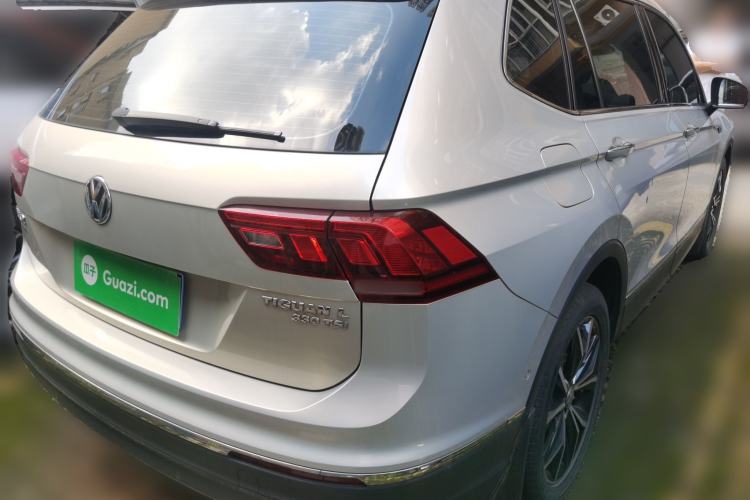 Used Volkswagen Tiguan L 2020 330TSI Automatic Two-Wheel Drive Smart Luxury Edition China VI Standard Rear Right 45 Deg