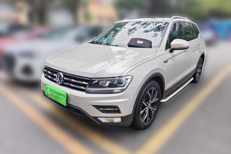 Used Volkswagen Tiguan L 2020 330TSI Automatic Two-Wheel Drive Smart Luxury Edition China VI Standard Guazi used car, China used car export, Used car for sale, Used cars, Cheapest cars for sale