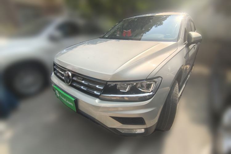 Used Volkswagen Tiguan L 2020 330TSI Automatic Two-Wheel Drive Luxury Edition China VI Standard Guazi used car, China used car export, Used car for sale, Used cars, Cheapest cars for sale
