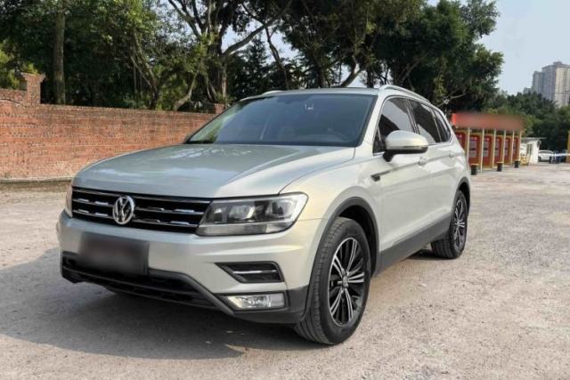 Used Volkswagen Tiguan L 2020 330TSI Automatic Two-Wheel Drive Panoramic Comfort Edition China VI Standard