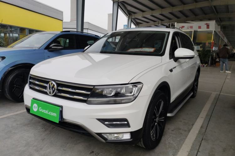 Used Volkswagen Tiguan L 2020 330TSI Automatic Two-Wheel Drive Panoramic Comfort Edition China VI Standard Guazi used car, China used car export, Used car for sale, Used cars, Cheapest cars for sale