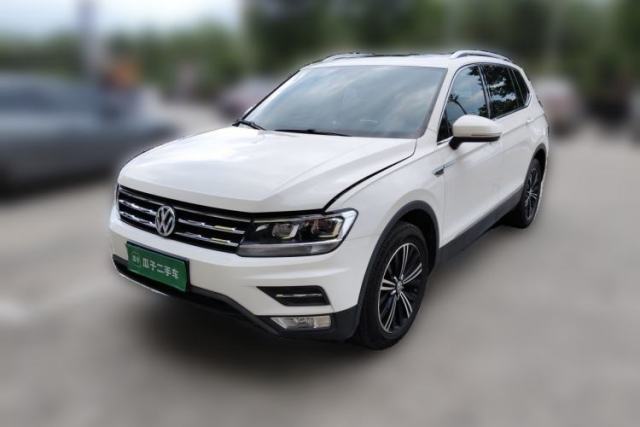 Używany Volkswagen Tiguan L 2020 330TSI Automatic Two-Wheel Drive Panoramic Comfort Edition China VI Standard
