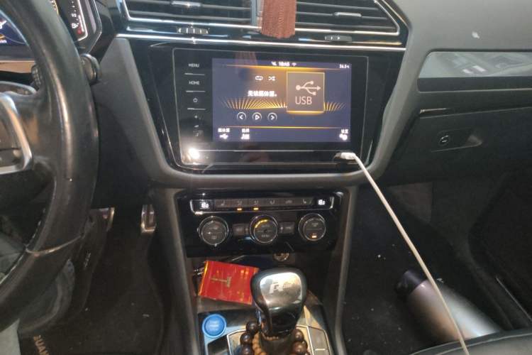Used Volkswagen Tiguan L 2020 330TSI Automatic Two-Wheel Drive R-Line Flagship Version China VI Standard Audio And AC Panel