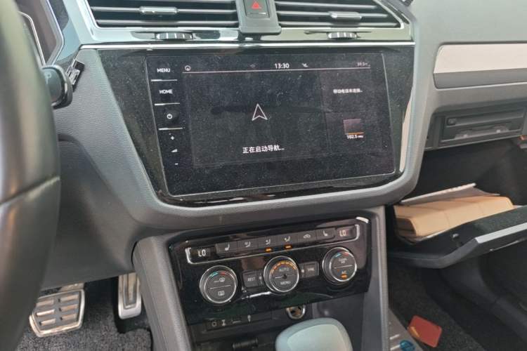 Used Volkswagen Tiguan L 2020 330TSI Automatic Two-Wheel Drive R-Line Flagship Version China VI Standard Audio And AC Panel
