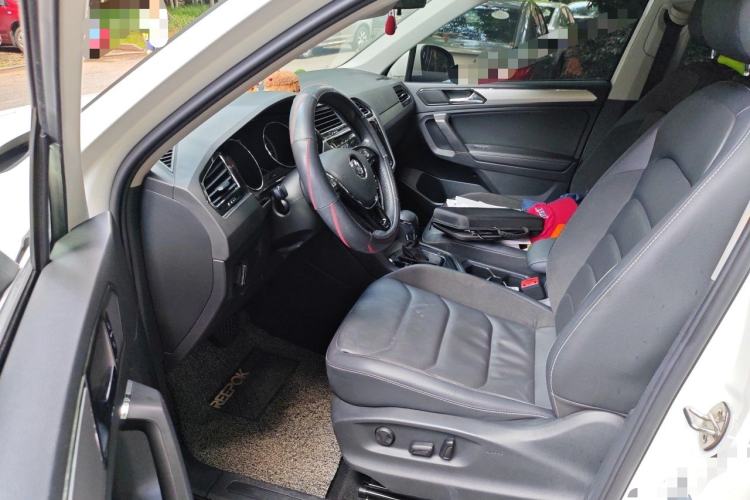 Used Volkswagen Tiguan L 2020 330TSI Automatic Two-Wheel Drive Panoramic Comfort Edition China VI Standard Driver Seat