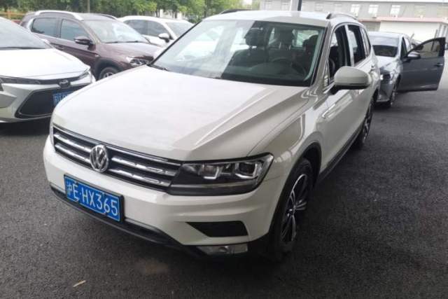 Used Volkswagen Tiguan L 2020 330TSI Automatic Two-Wheel Drive Luxury Edition China VI Standard