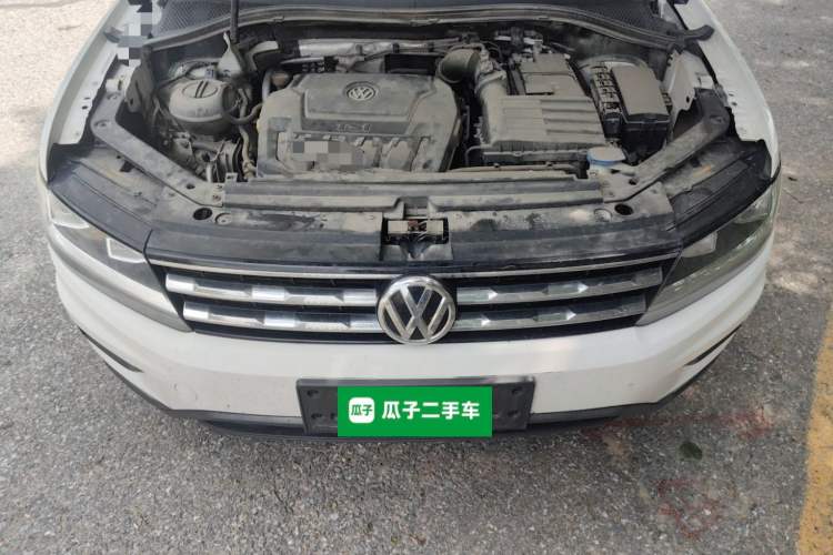 Used Volkswagen Tiguan L 2020 330TSI Automatic Two-Wheel Drive Panoramic Comfort Edition China VI Standard Engine Bay