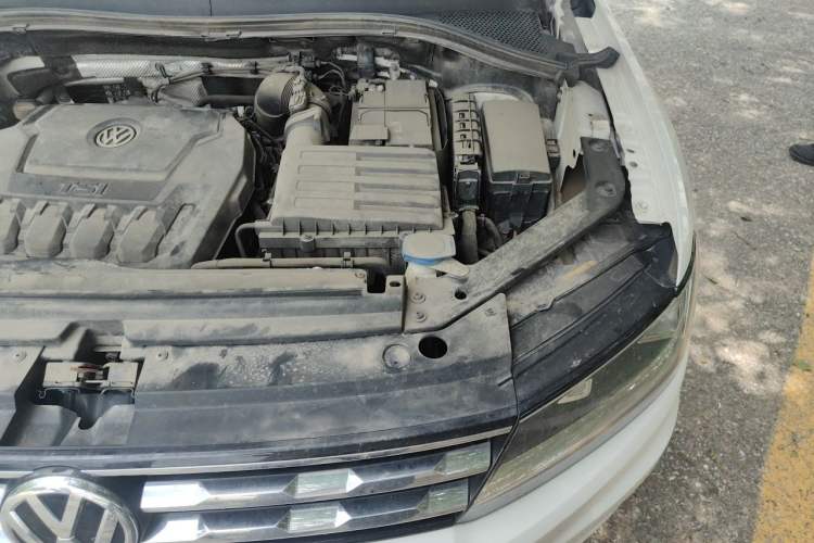 Used Volkswagen Tiguan L 2020 330TSI Automatic Two-Wheel Drive Panoramic Comfort Edition China VI Standard Engine Bay Left