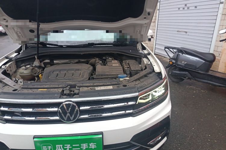 Used Volkswagen Tiguan L 2020 330TSI Automatic Two-Wheel Drive R-Line Flagship Version China VI Standard Engine Bay Left