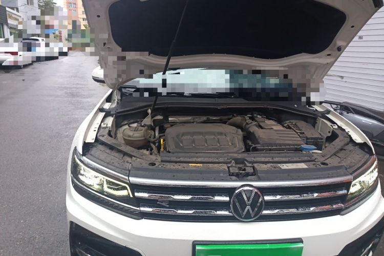 Used Volkswagen Tiguan L 2020 330TSI Automatic Two-Wheel Drive R-Line Flagship Version China VI Standard Engine Bay Right
