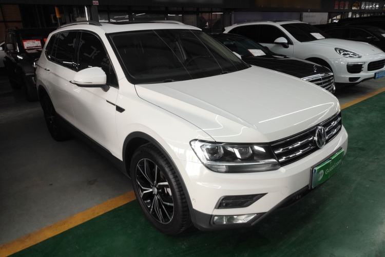 Used Volkswagen Tiguan L 2020 330TSI Automatic Two-Wheel Drive Smart Luxury Edition China VI Standard Exterior 1